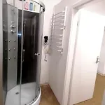 Nr 2 Gemuetliche Mit King-size Bett Und Essbereich Im Zentrum Im Neubarockstyle אנברג - בוכהולץ