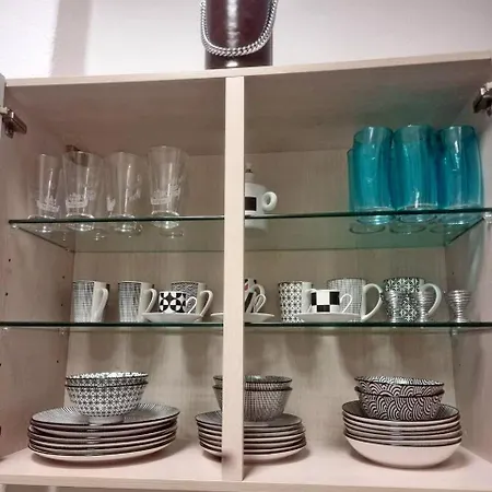 Séjour chez l'habitant Nr 2 Gemuetliche Mit King-size Bett Und Essbereich Im Zentrum Im Neubarockstyle *