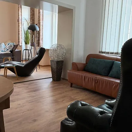 Nr 2 Gemuetliche Mit King-size Bett Und Essbereich Im Zentrum Im Neubarockstyle Annaberg-Buchholz